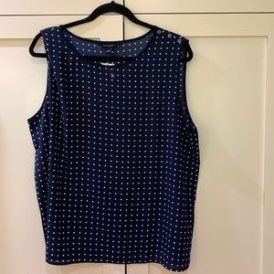 Banana Republic Women’s Sleeveless Top NWT Size XL